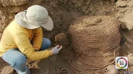 300具最古老木乃伊出土 比埃及木乃伊大2000岁(图3) 300具最古老木乃伊出土 比埃及木乃伊大2000岁(图3)