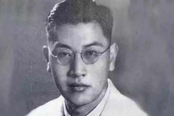 诗人转业:时代风气骤变让戴望舒进入了古典文学研究(图1) 诗人转业:时代风气骤变让戴望舒进入了古典文学研究(图1)