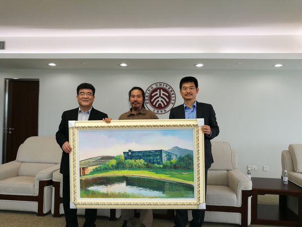 第一季当代名家作品高校公益展走进深圳北大校区(图2) 第一季当代名家作品高校公益展走进深圳北大校区(图2)