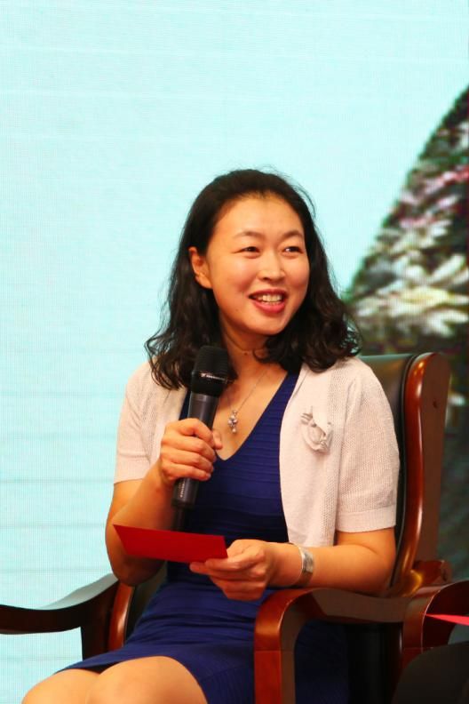 故事部落英语阅读教育研究院成立仪式在京成功举办(图5) 故事部落英语阅读教育研究院成立仪式在京成功举办(图5)