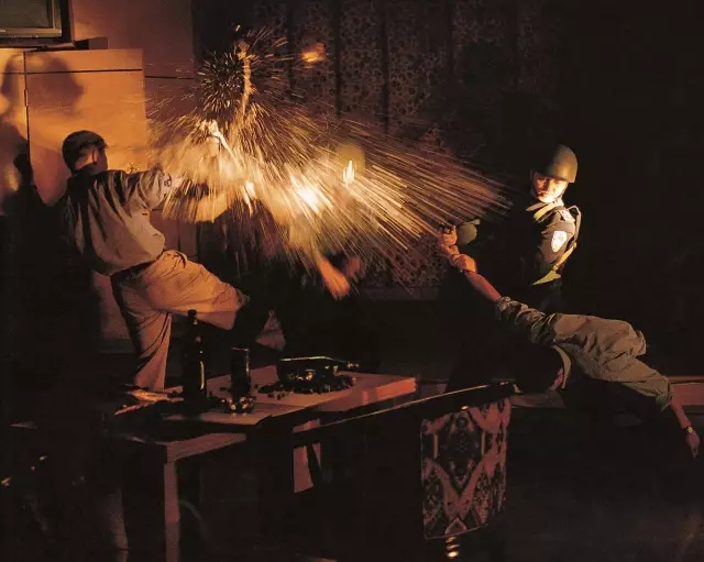 梦想飞扬——历届全国“群艺杯”摄影艺术作品展览集萃(图3) 梦想飞扬——历届全国“群艺杯”摄影艺术作品展览集萃(图3)