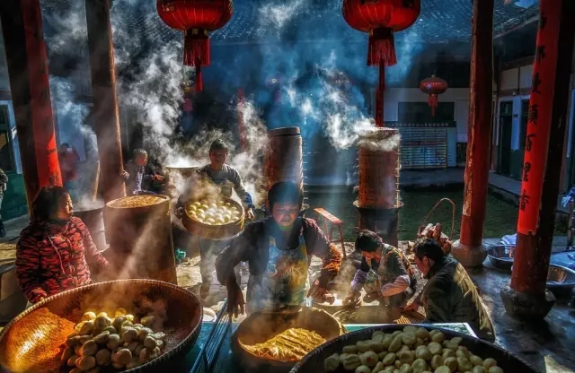 梦想飞扬——历届全国“群艺杯”摄影艺术作品展览集萃(图27) 梦想飞扬——历届全国“群艺杯”摄影艺术作品展览集萃(图27)