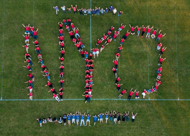 中华青少年交响乐团世界首演 105名学子用世界语言讲中国故事(图1) 中华青少年交响乐团世界首演 105名学子用世界语言讲中国故事(图1)