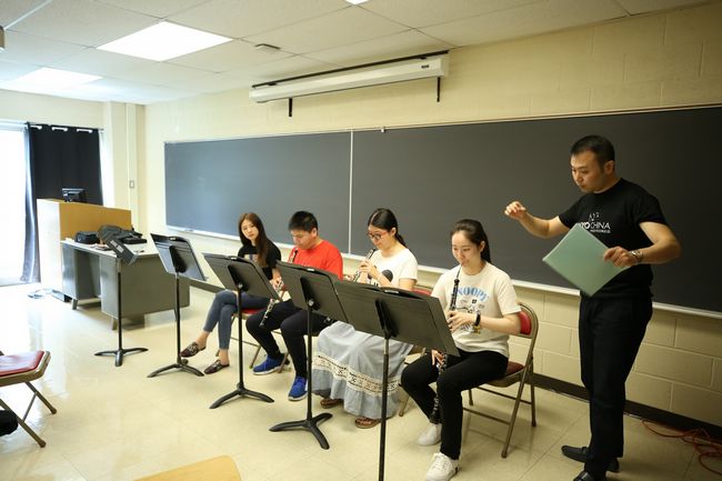 中华青少年交响乐团世界首演 105名学子用世界语言讲中国故事(图6) 中华青少年交响乐团世界首演 105名学子用世界语言讲中国故事(图6)