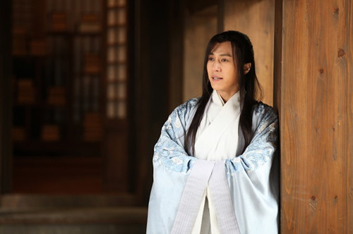 靳东:能将个人气质赋予角色是对表演最好的成就(图3) 靳东:能将个人气质赋予角色是对表演最好的成就(图3)