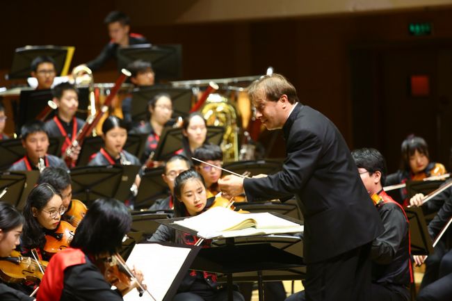 美国卡内基首演归来 中华青少年交响乐团开启国内巡演(图3) 美国卡内基首演归来 中华青少年交响乐团开启国内巡演(图3)