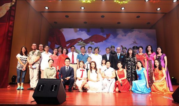 致忠诚——中国人民解放军建军90周年诗歌朗诵会在京举办(图9) 致忠诚——中国人民解放军建军90周年诗歌朗诵会在京举办(图9)