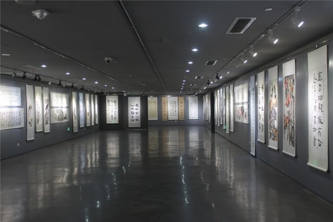 “八一梦,剑笔丹心”——刘参书画印作品展在宁波开幕(图3) “八一梦,剑笔丹心”——刘参书画印作品展在宁波开幕(图3)