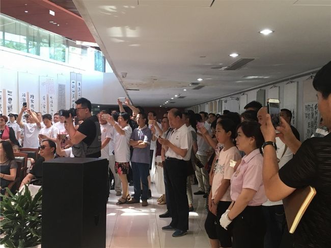 “八一梦,剑笔丹心”——刘参书画印作品展在宁波开幕(图5) “八一梦,剑笔丹心”——刘参书画印作品展在宁波开幕(图5)