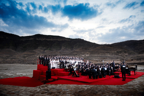 唱响中国歌声 携手世界奔跑(图3) 唱响中国歌声 携手世界奔跑(图3)