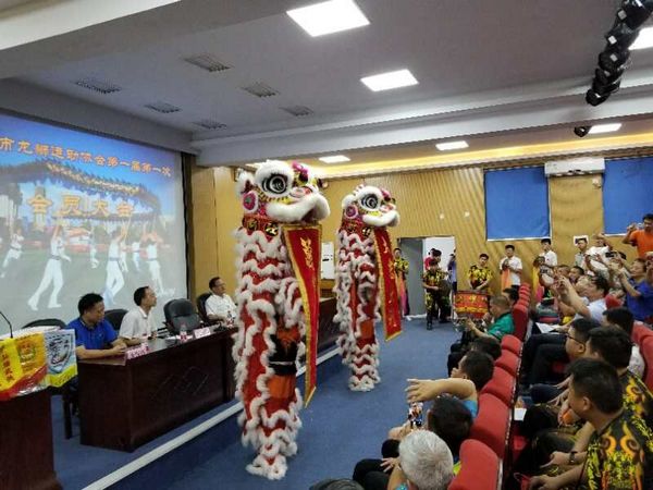 深圳市龙狮运动协会举行第一届第一次会员大会(图1) 深圳市龙狮运动协会举行第一届第一次会员大会(图1)