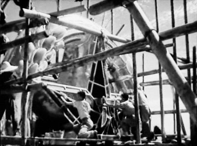 九个月建成军事博物馆 毛泽东主席亲笔题写馆名(图5)