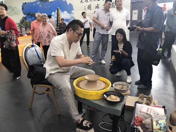 首届山西艺术节临汾文化艺术周开幕(图2) 首届山西艺术节临汾文化艺术周开幕(图2)