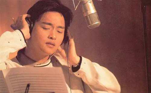 张国荣诞辰61周年 在歌曲与电影中与他再续"前缘"(图5) 张国荣诞辰61周年 在歌曲与电影中与他再续"前缘"(图5)