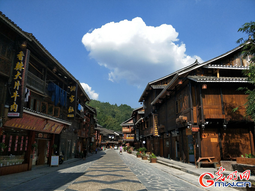 73岁非遗传承人:文化自信让民族自豪感“满格”(图2) 73岁非遗传承人:文化自信让民族自豪感“满格”(图2)