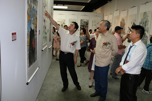 “行一带一路 品墨韵中华”全国美术人才作品展顺利举办(图3) “行一带一路 品墨韵中华”全国美术人才作品展顺利举办(图3)