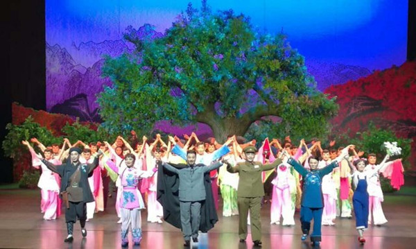 中国戏曲教育联盟第三届理事会暨全国戏曲院校教学成果展演开幕式在黄冈举行(图3) 中国戏曲教育联盟第三届理事会暨全国戏曲院校教学成果展演开幕式在黄冈举行(图3)