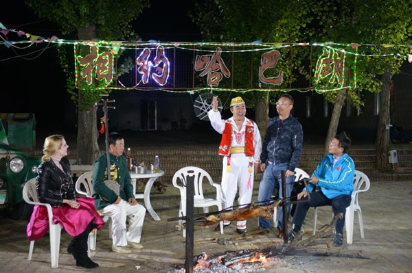 跟着马斌去旅行 哈巴湖狂欢尽显盐池旅游魅力(图1) 跟着马斌去旅行 哈巴湖狂欢尽显盐池旅游魅力(图1)