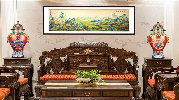 张同禄大师新作《大国雄风》将军尊与掐丝珐琅《千里江山图》首发(图6) 张同禄大师新作《大国雄风》将军尊与掐丝珐琅《千里江山图》首发(图6)