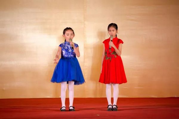 艺起秀|传承说唱艺术“一带一”曲艺专场在松山湖精彩举行(图2) 艺起秀|传承说唱艺术“一带一”曲艺专场在松山湖精彩举行(图2)