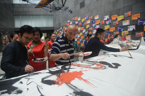 首届东莞全民尚艺节用创意“激活一座城”(图3) 首届东莞全民尚艺节用创意“激活一座城”(图3)