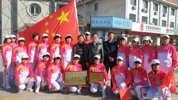 吉县文化再展新魅力 精神脱贫温暖万民心(图1) 吉县文化再展新魅力 精神脱贫温暖万民心(图1)