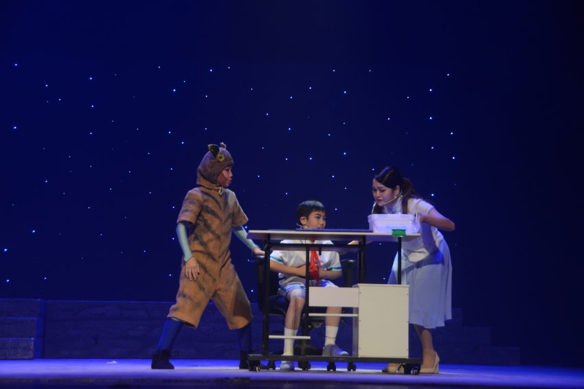 少儿粤语舞台剧《钟馗捉鬼》广州成功首演(图2) 少儿粤语舞台剧《钟馗捉鬼》广州成功首演(图2)