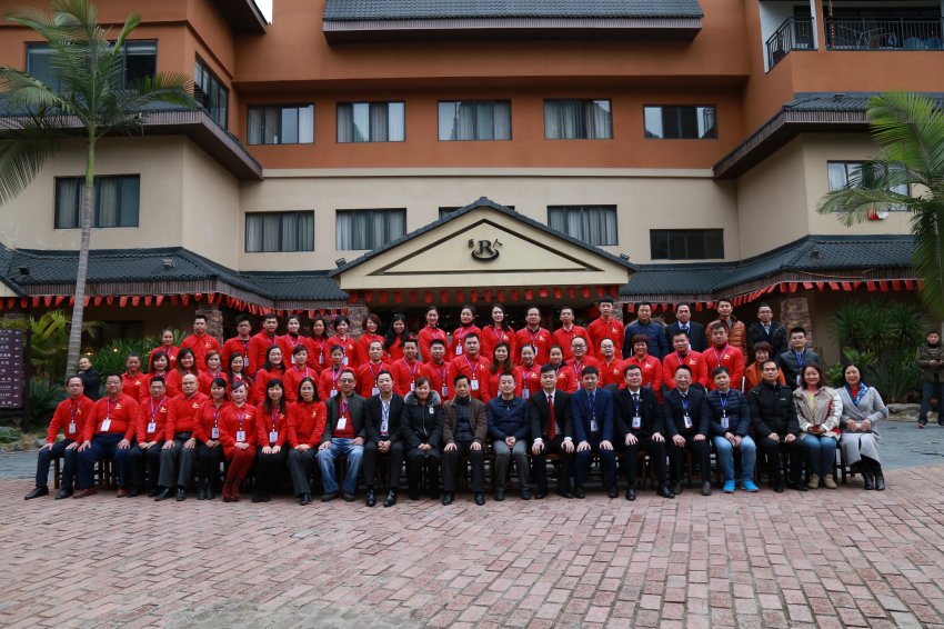 广西第一湾股份副总裁董月英出席河池市旅游协会宜州三姐文化节(图1) 广西第一湾股份副总裁董月英出席河池市旅游协会宜州三姐文化节(图1)