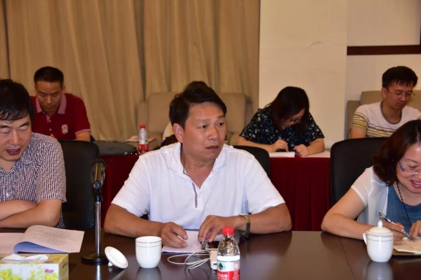 广东省作协领导到东莞市文联调研(图8) 广东省作协领导到东莞市文联调研(图8)