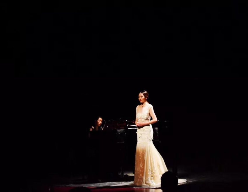 江门女孩温凯蓝 天籁之音响彻“第十一届上海大学生电视节开幕式”(图13)