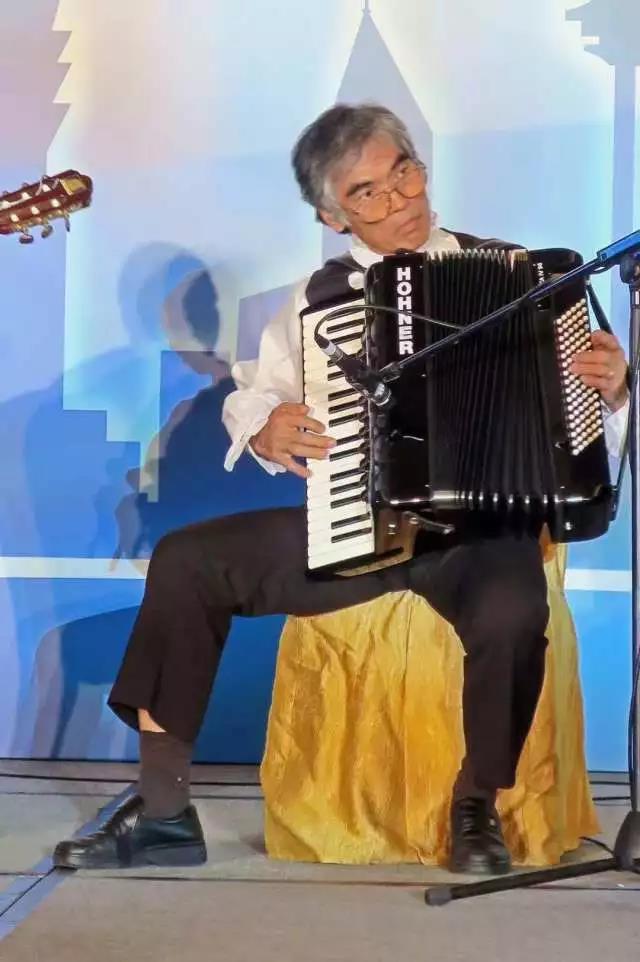 粤港澳大湾区迎来手风琴艺术盛宴 —— 2018“西乡乐谷杯”粤港澳大湾区手风琴嘉年华活动盛大启幕(图4) 粤港澳大湾区迎来手风琴艺术盛宴 —— 2018“西乡乐谷杯”粤港澳大湾区手风琴嘉年华活动盛大启幕(图4)