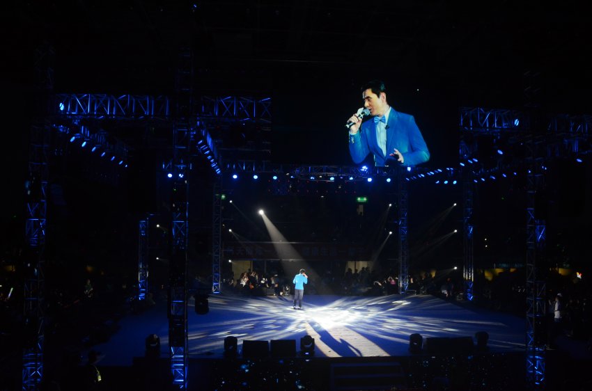 华语群星广东巡回演唱会东莞站众星闪耀(图11)