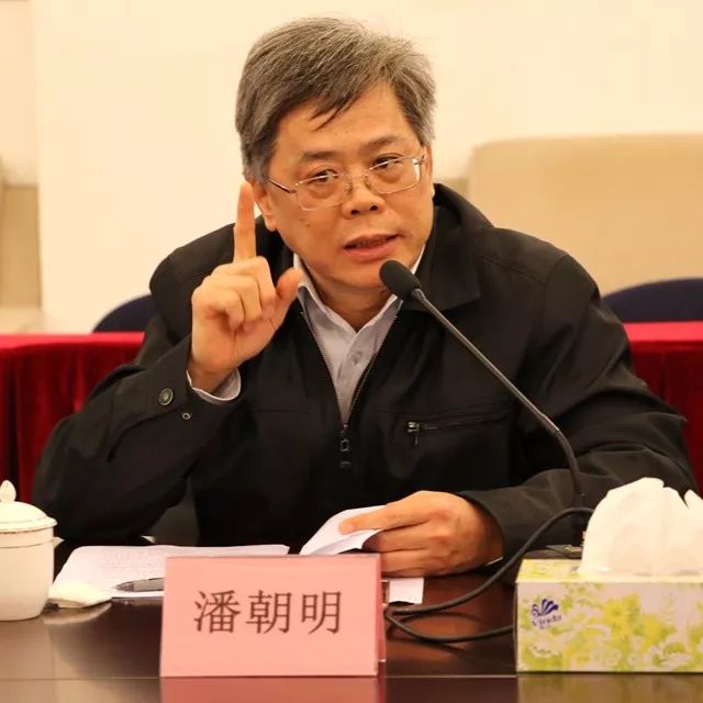 新时代文学发展暨东莞劳动者文学创作研讨会在东莞文联举行(图9) 新时代文学发展暨东莞劳动者文学创作研讨会在东莞文联举行(图9)