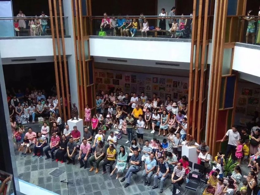 “放飞梦想”——东莞市第四届艺术教育成果大赛美术比赛获奖作品展开幕式及颁奖典礼成功举办(图1) “放飞梦想”——东莞市第四届艺术教育成果大赛美术比赛获奖作品展开幕式及颁奖典礼成功举办(图1)