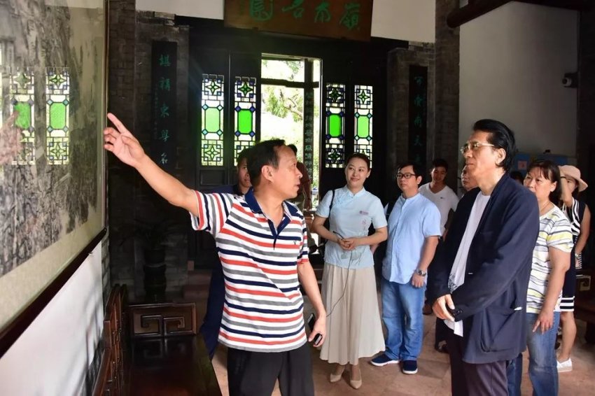 以文学视角讲述改革开放的故事(图5)