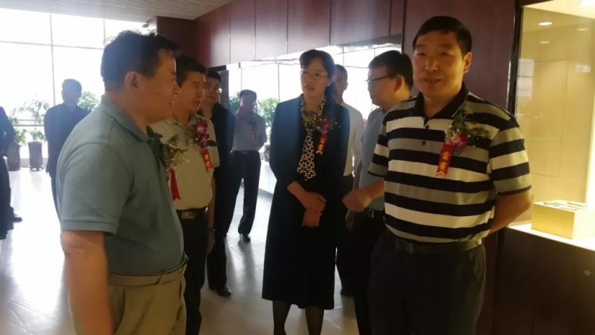 “情留西海,墨洒昆仑--李德西书法遗作展”在西宁隆重开幕(图7) “情留西海,墨洒昆仑--李德西书法遗作展”在西宁隆重开幕(图7)