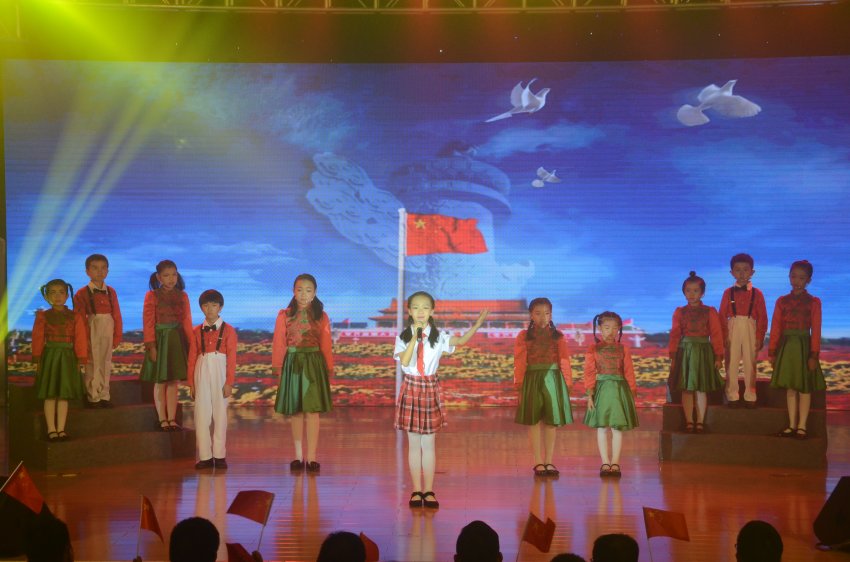 朗吟中国梦 诵唱莞乡情(图13)