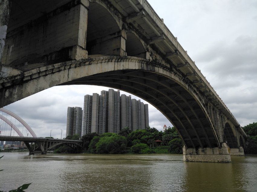 用纪录片讲述东莞改革开放“敢为人先”的故事(图3) 用纪录片讲述东莞改革开放“敢为人先”的故事(图3)