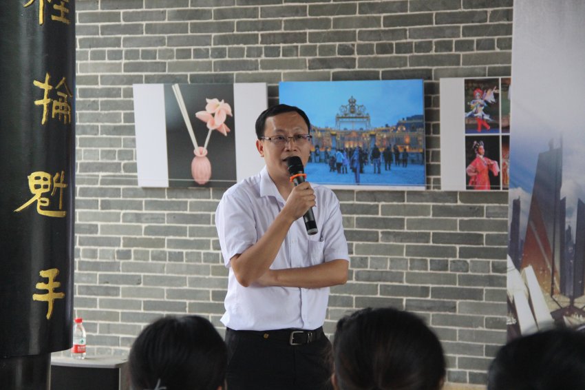 鳌台书院讲坛：王十月讲述科幻与未来现实主义(图6)