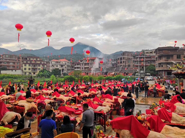 中国侨乡墩坂村举行“谢神”本土民族民俗文化(图3) 中国侨乡墩坂村举行“谢神”本土民族民俗文化(图3)