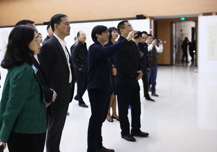 孝德回家 彭双龙孝德主题书法巡展在上合孝德园开幕(图3) 孝德回家 彭双龙孝德主题书法巡展在上合孝德园开幕(图3)