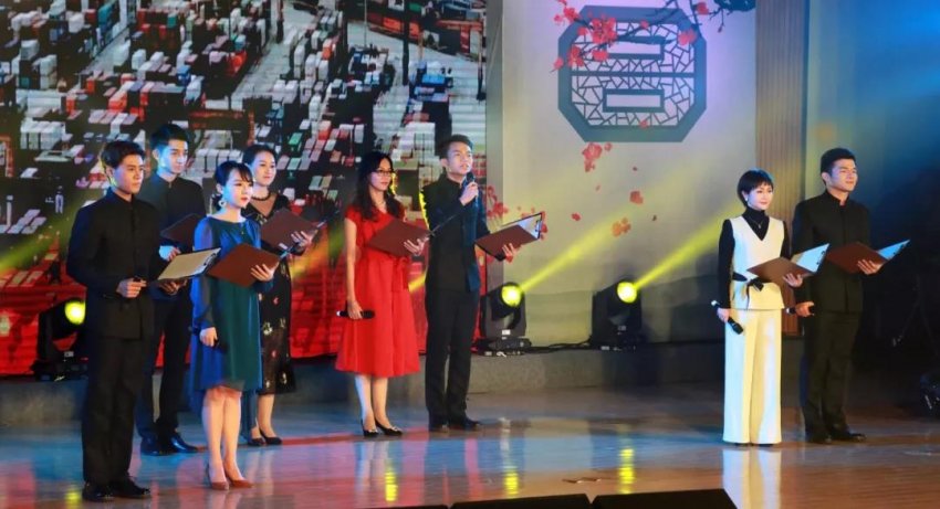 放怀岭南大地 吟诵经典诗文(图4) 放怀岭南大地 吟诵经典诗文(图4)