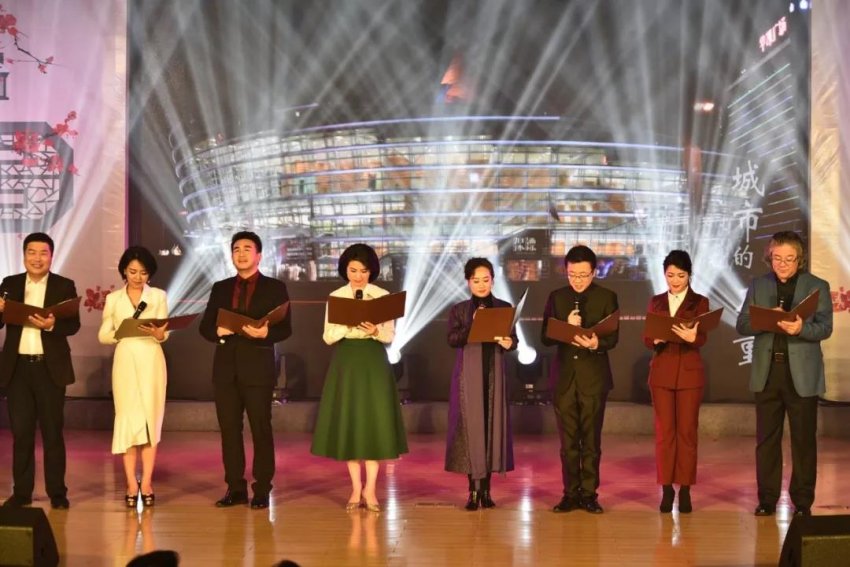 放怀岭南大地 吟诵经典诗文(图19) 放怀岭南大地 吟诵经典诗文(图19)