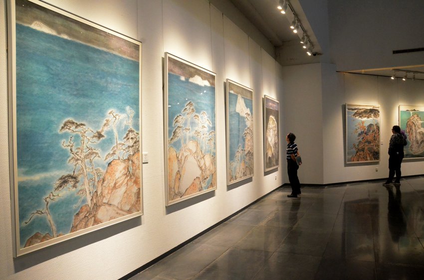 一览海岸风貌，广东沿海考察创作巡回展在东莞开幕(图1)