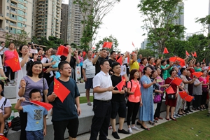 宝安“文化百千万工程”周末音乐会在四季公园成功举办(图1) 宝安“文化百千万工程”周末音乐会在四季公园成功举办(图1)