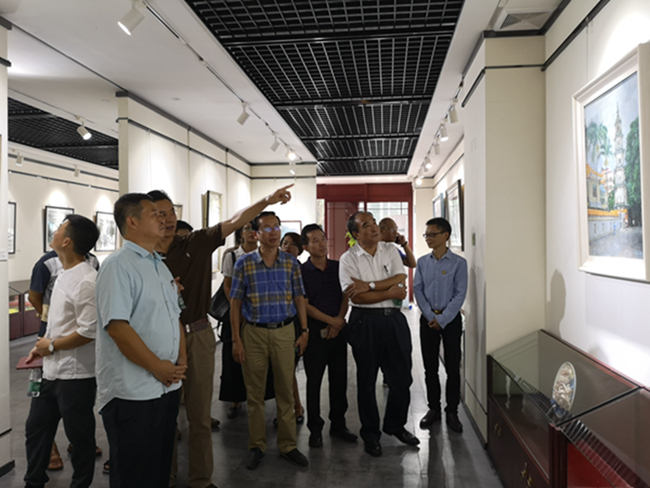 宝安本土重点作者系列美术作品巡展 亮相庭玉美术馆(图1) 宝安本土重点作者系列美术作品巡展 亮相庭玉美术馆(图1)