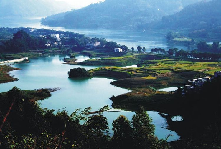 醉美东兰坡豪湖:中国西南又一旅游圣地崛起(图6) 醉美东兰坡豪湖:中国西南又一旅游圣地崛起(图6)