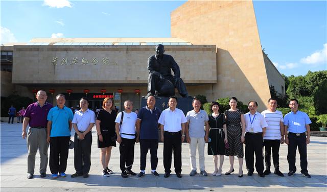 南康区客家联谊会前往河源、梅洲学习考察(图4) 南康区客家联谊会前往河源、梅洲学习考察(图4)