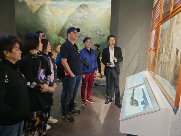 中国粤港澳大湾区企业家组团考察巴马世界国际旅游区、助力广西旅游复苏(图8) 中国粤港澳大湾区企业家组团考察巴马世界国际旅游区、助力广西旅游复苏(图8)