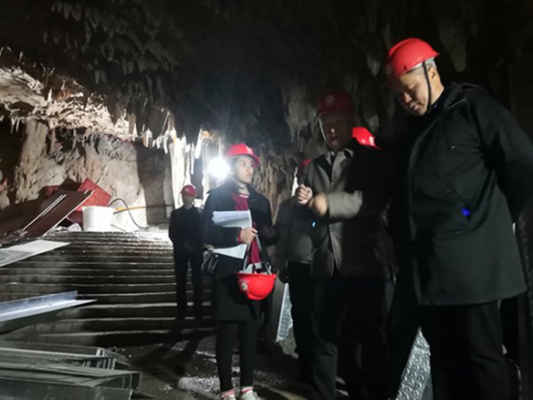 巴马国际旅游区东兰长乐宫旅游景区建设强力推进(图5) 巴马国际旅游区东兰长乐宫旅游景区建设强力推进(图5)